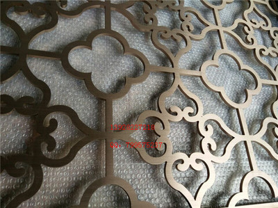 黑鈦屏風(fēng)香檳金隔斷背景墻 金屬藝術(shù)的現(xiàn)代演繹